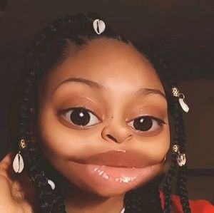 Meet your Posher, Malina